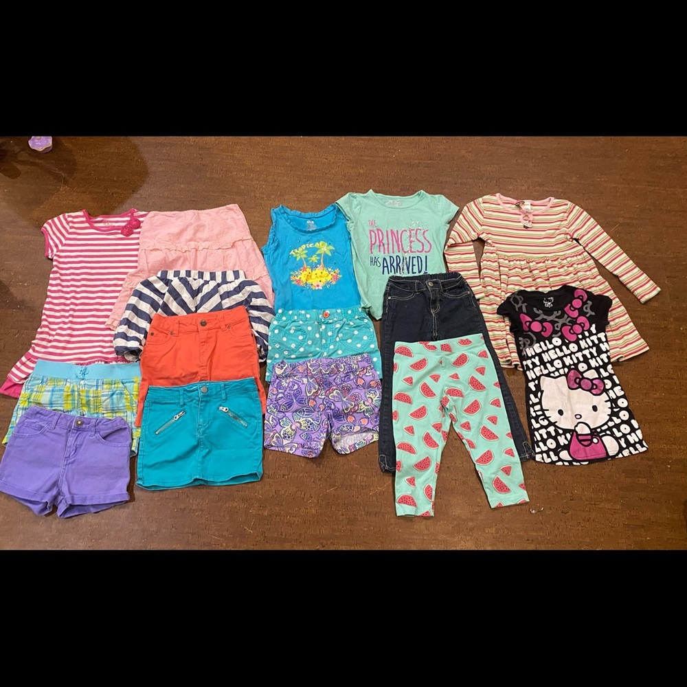 Size 6-7 girls clothing bundle. Mostly summer